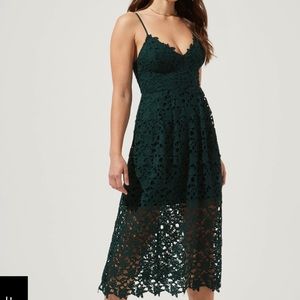 ASTR Lace A Line Midi Dress